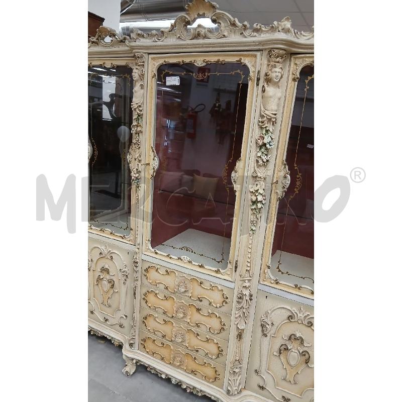 VETRINETTA T\VENEZIANA 3AV 2SP 4C | Mercatino dell'Usato Roma viale tirreno 2